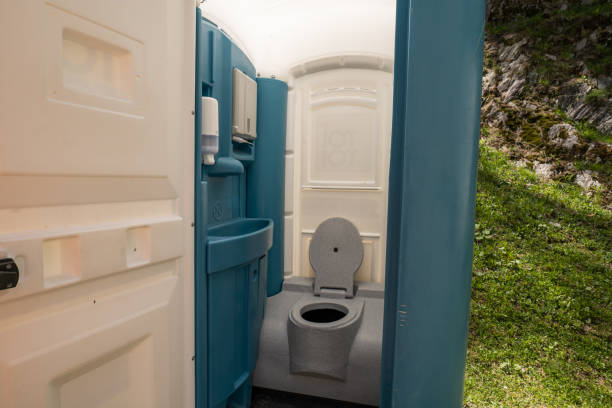 Porta potty rental for outdoor events in Courtland, VA